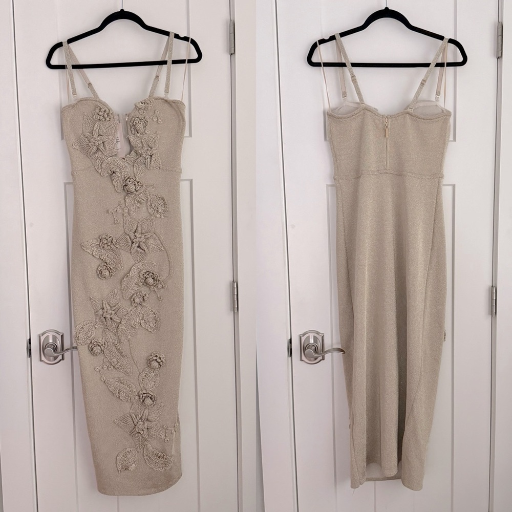 Cult Gaia Soraiya Floral Appliquéd Knit Dress Fog Shimmer NEW with tags - Picture 3 of 10